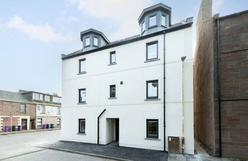Montrose Condo | South Esk 8 - Modern 2 bed apartment
