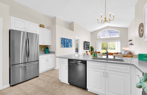 West Kissimmee House | South Facing Pool & Spa - Emerald Island Gated Resort - Lake View - Near Disney
