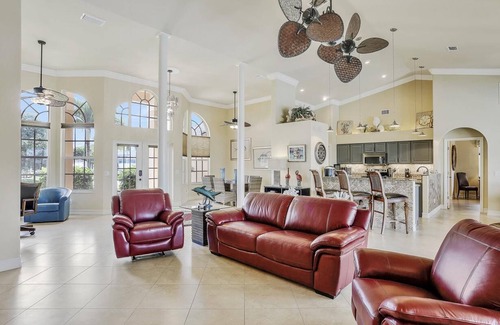Pelican House | South Facing Utmost Luxury Direct Gulf Access With Pool & Dock