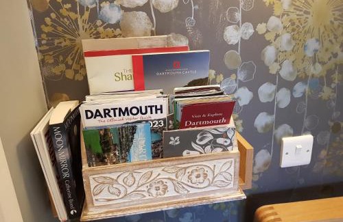Dartmouth House | South Ford Haven