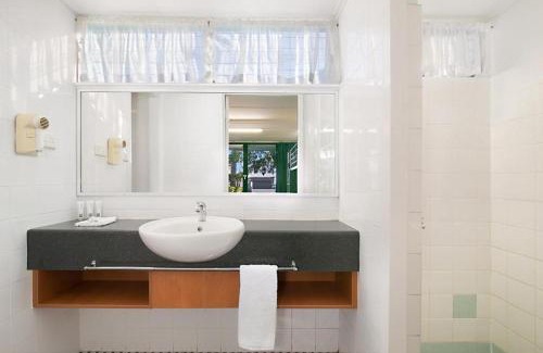 South Gladstone Hotel | South Gladstone Motel