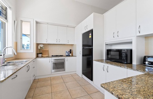 Vaucluse Apartment | South Head - Premier Penthouse with amazing views of Harbour Bridge, City Skyline and Sydney Harbour