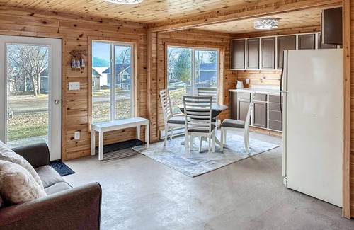 Pelican Rapids Cabin | South Lida Lake View with Dock, Excellent fishing, near Maplewood State Park
