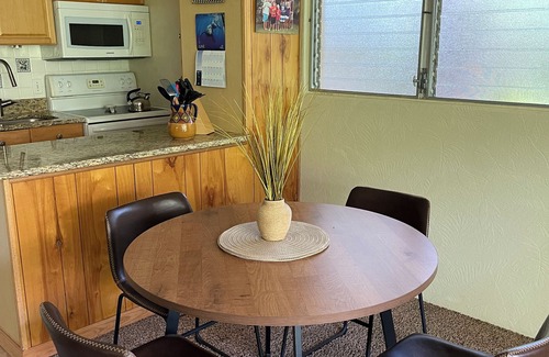 Kihei Condo | South Maui Condo /Hotel n Steps From The Beach