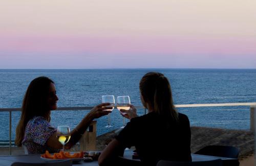 Carnon-Plage Apartment | SOUTH-OF-FRANCE Magnifique T5 avec CLIM, terrasse 30 m2 vue sur mer et barbecue, parking, 40m de la plage