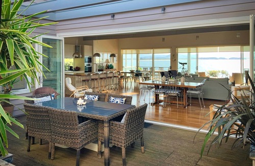 Culburra Beach House | 'South Pacific' Luxury Ocean Front Getaway