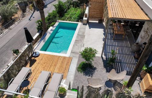 Rodakino House | South Palms luxury village house