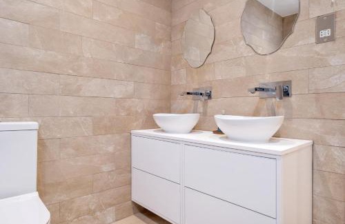Mayfield House | South Park