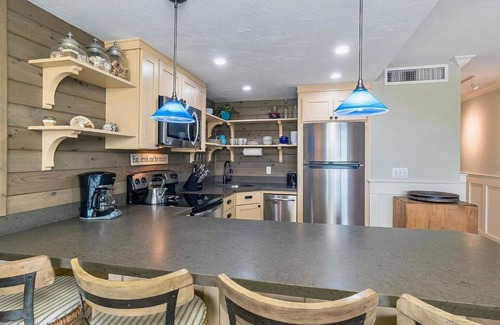 Captiva Apartment | South Seas Bayside Villa 4220 - resort amenities not included