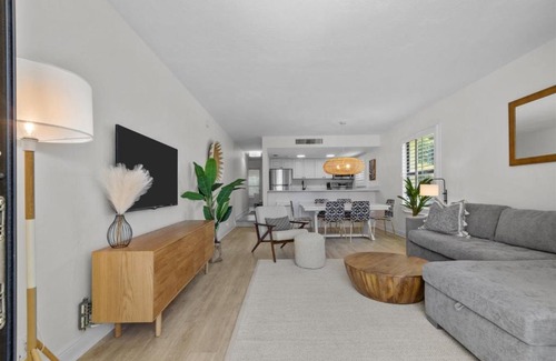 Captiva Apartment | South Seas Beach Villa 2111