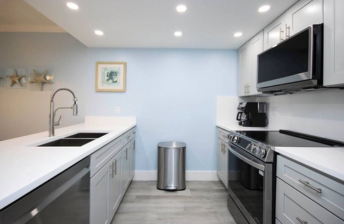 Captiva House | South Seas Beach Villa 2217: Your Island Escape with Stunning Gulf Views!