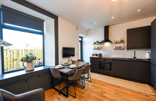 Troon Apartment | South Shores Cottage Flat