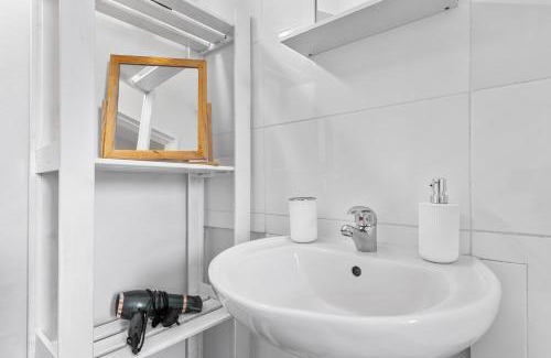 Coldharbour House | South Stays 3