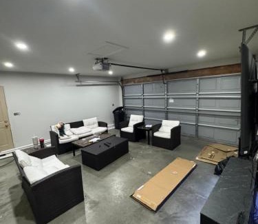 Windsor Villa | South Windsor VILLA Great for parties and events