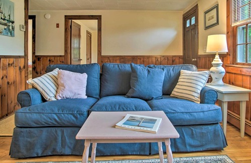 South Yarmouth Cottage | South Yarmouth Cottage ~ Half Mi to Beaches!