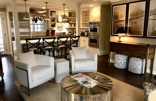 Southampton House | Southampton House South of Highway Perfect for Families