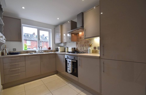 Rye Cottage | Southbank family-friendly holiday cottage in Rye, close to the centre
