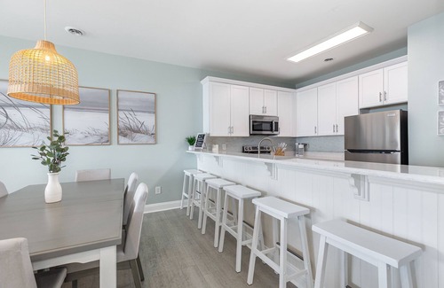 Surfside Beach House | Southern Belle: Oceanfront w/Spectacular Views