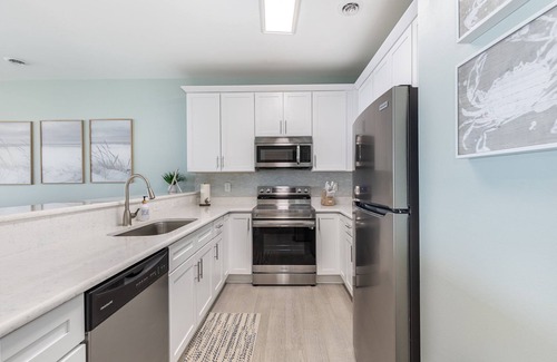 Surfside Beach House | Southern Belle: Oceanfront w/Spectacular Views