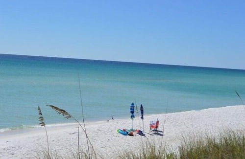 Navarre Beach House | Southern Breeze #6 Gulf Front Townhouse