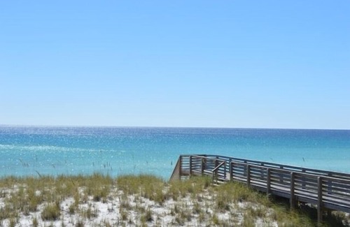Navarre Beach House | Southern Breeze Townhome! 2 Bedroom Gulf Front End Unit!