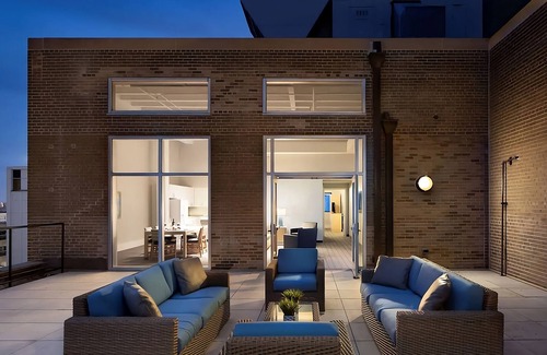 Central Business District Apartment | Southern Comfort Retreat! Pet-friendly Property with Free Breakfast!