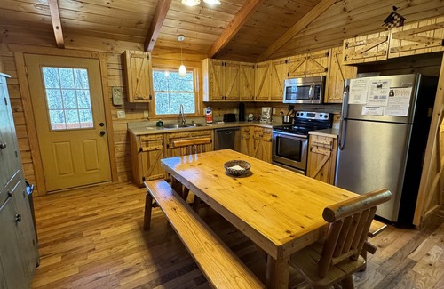 Stanardsville Cabin | Southern Comfort Cabin