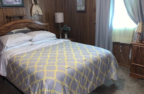 Stanley House | Southern Country Cottage Get-Away!