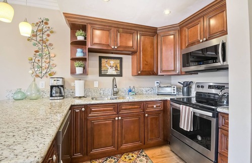 Carlsbad Condo | Southern Exposure | Private Balcony