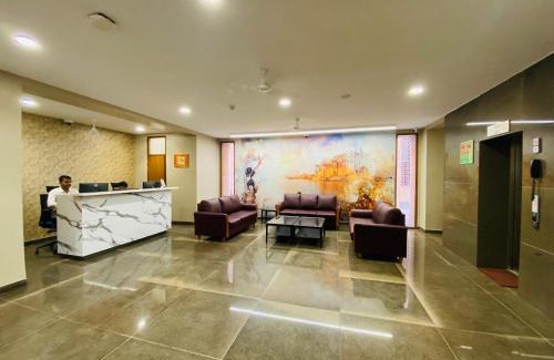 Varanasi Hotel | Southern Grand Kashi - Inside Kashi Vishwanath Temple Corridor