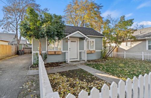 City Center Medford House | Southern Oregon Gem