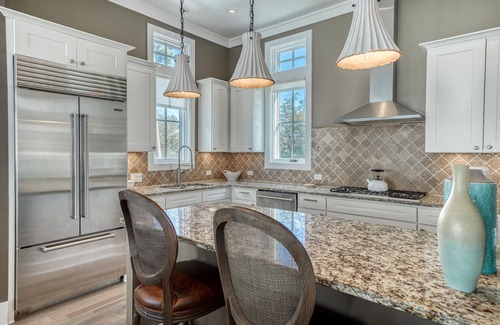 Inlet Beach House | Southern Seaside Cottage - 4 KING BEDROOMS! BIG PRIVATE POOL! ELEVATOR!