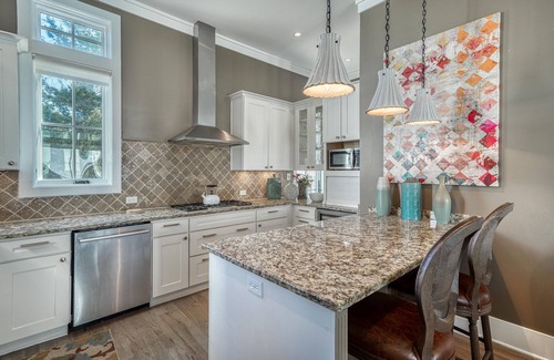Inlet Beach House | Southern Seaside Cottage - 4 KING BEDROOMS! BIG PRIVATE POOL! ELEVATOR!