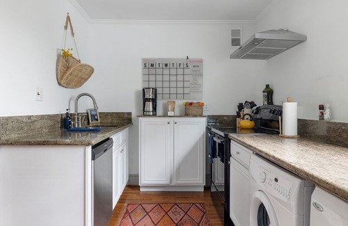 Downtown Charleston Apartment | Southern Shangri-La A | Your Key to Paradise