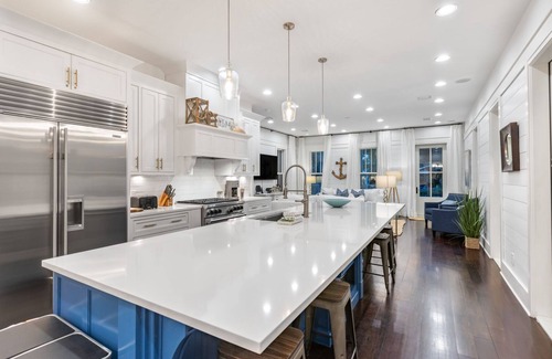 Watercolor House | Southern Tide - WaterColor Park District, Complimentary 6 - Seater Golf Cart!