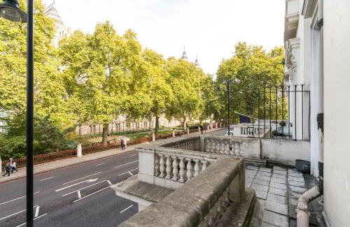 South Kensington Apartment | SouthKen Palace Suites