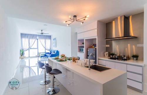Central District Apartment | Southkey Mosaic 4pax (WIFI) 享受居 @ JB City Homestay