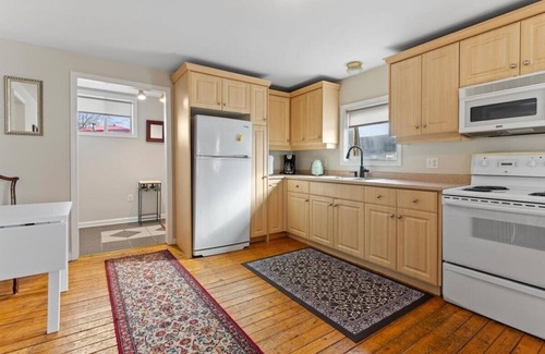 Lambeth Apartment | Southwest London close to 401/402