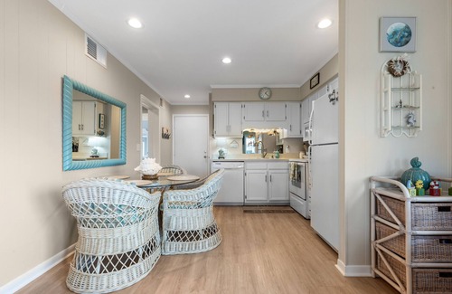 Morehead City Condo | Southwinds J12 in Atlantic Beach, NC
