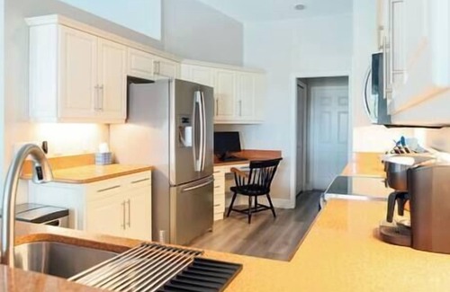 Crown Pointe House | Sovanita House Naples, FL with private heated pool