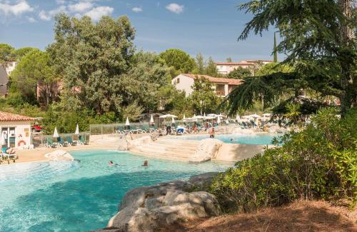 Rouret Hotel | SOWELL HOTELS Ardèche