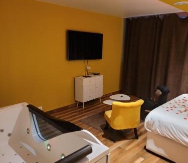 Transvaal Apartment | SPA Celyna appartement avec jacuzzi privatif