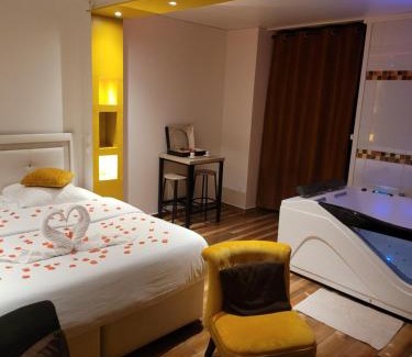 Transvaal Apartment | SPA Celyna appartement avec jacuzzi privatif