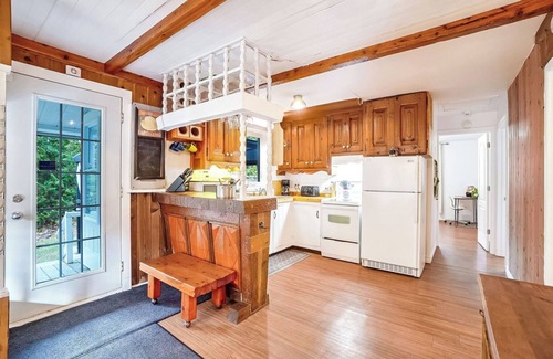 St-Adolphe-d'Howard Ski Chalet | Spa - Chalet au Ptit Bonheur