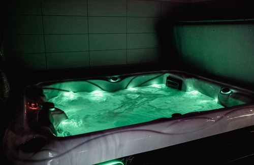 Remiremont Apartment | spa de la quarterelle LOVE ROOM 88 VOSGES