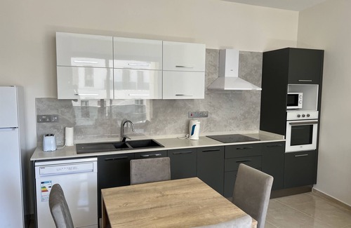 Kyrenia Apartment | Spa, Gym, Pool, Netflix Included/Central/Spacious2