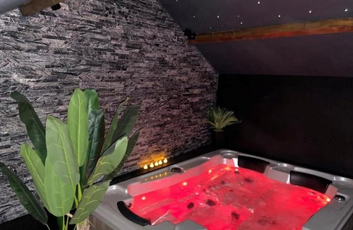 Mennecy Villa | Spa&House91
