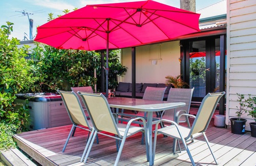 Cessnock House | Spa in vines - 7 mins to vineyards