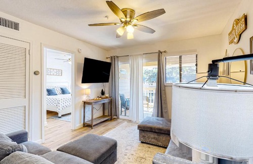 Palmetto Dunes Apartment | Spa On Port Royal Sound 3322
