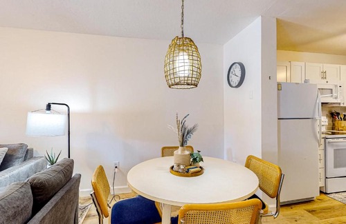 Palmetto Dunes Apartment | Spa On Port Royal Sound 3322